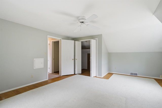 2717 N ELMWOOD COURT, Appleton, WI 54911
