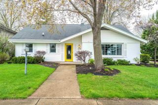 2717 N ELMWOOD COURT, Appleton, WI 54911