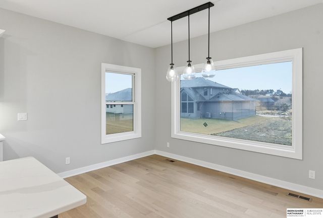 21723 Glenmore Drive, Gretna, NE 68028