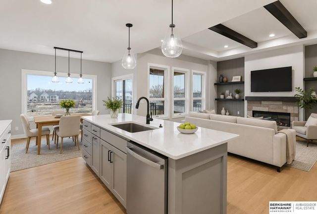 21723 Glenmore Drive, Gretna, NE 68028
