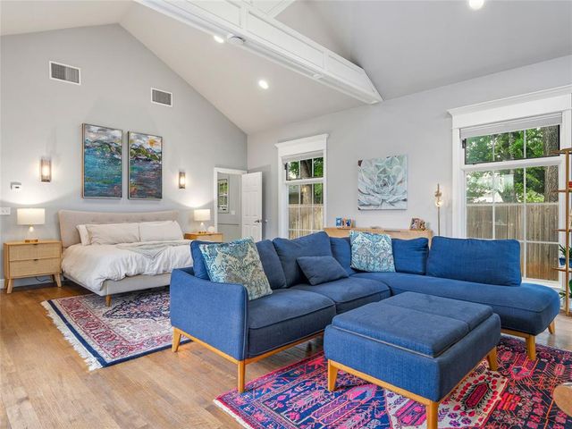1722 Coventry Lane, Nichols Hills, OK 73120