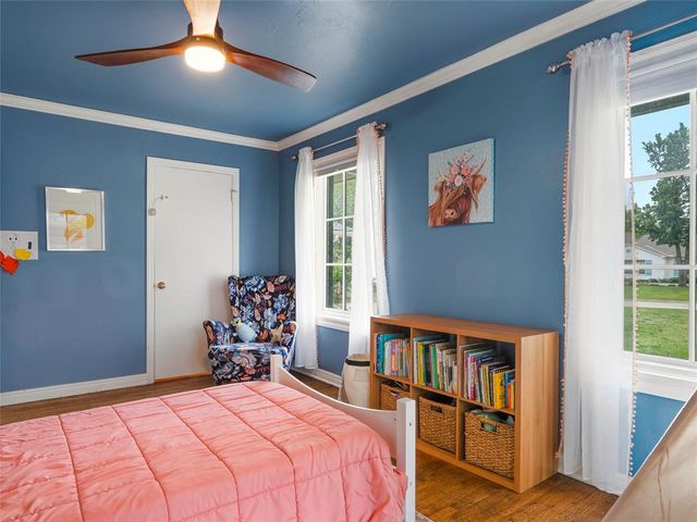1722 Coventry Lane, Nichols Hills, OK 73120