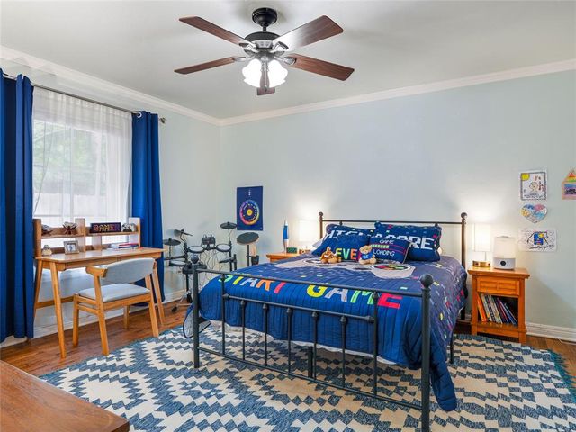 1722 Coventry Lane, Nichols Hills, OK 73120