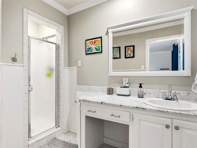 1722 Coventry Lane, Nichols Hills, OK 73120