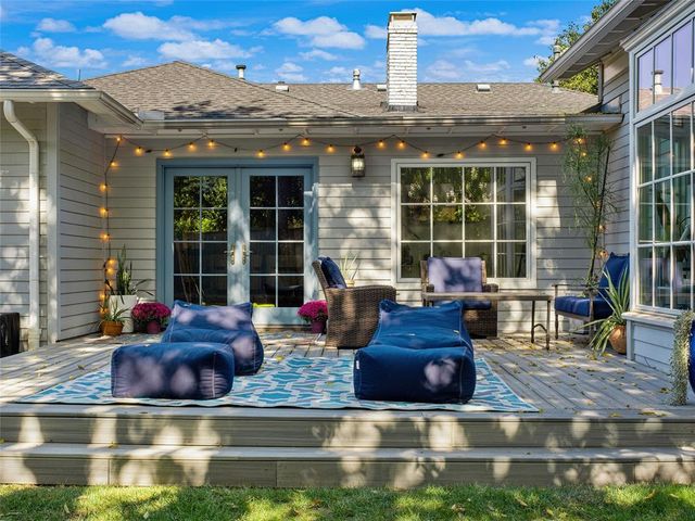 1722 Coventry Lane, Nichols Hills, OK 73120