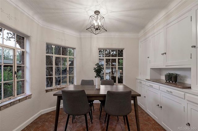 725 Monaco Parkway, Denver, CO 80220