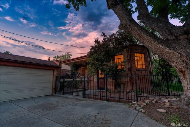 725 Monaco Parkway, Denver, CO 80220