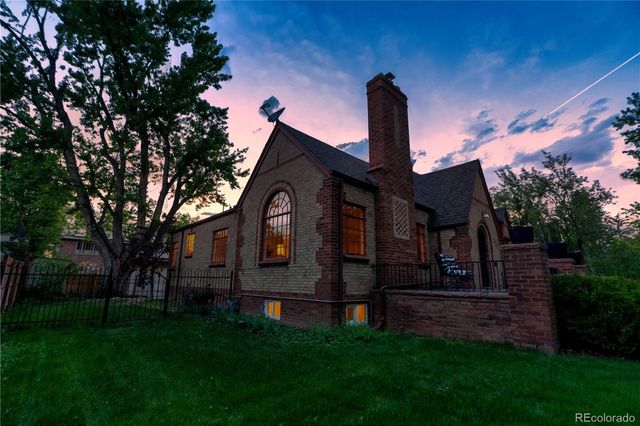 725 Monaco Parkway, Denver, CO 80220