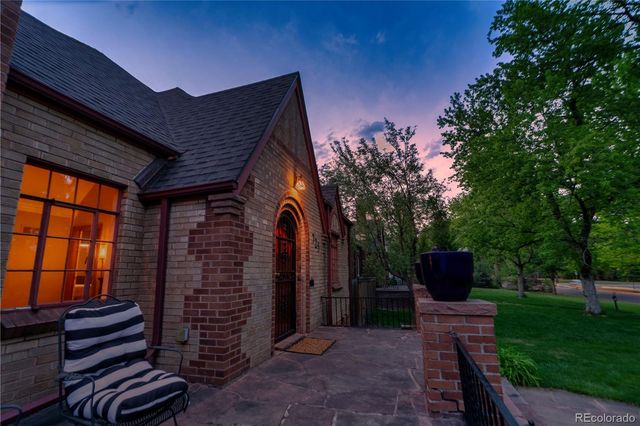 725 Monaco Parkway, Denver, CO 80220