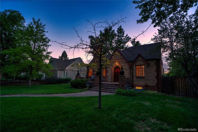 725 Monaco Parkway, Denver, CO 80220