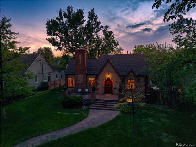 725 Monaco Parkway, Denver, CO 80220