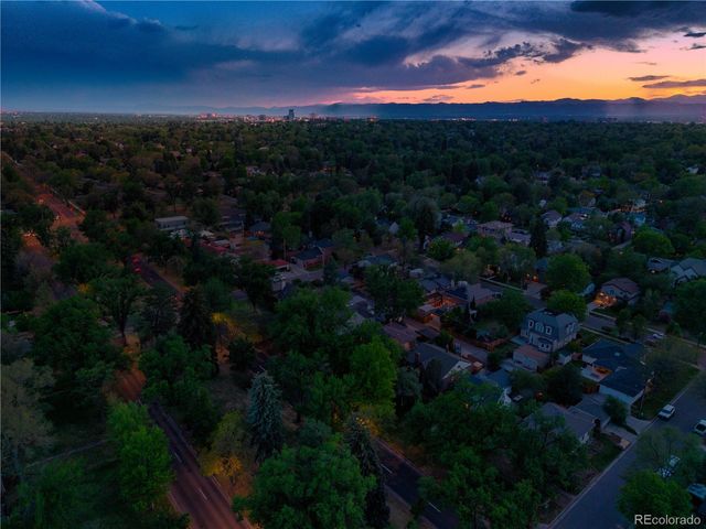 725 Monaco Parkway, Denver, CO 80220