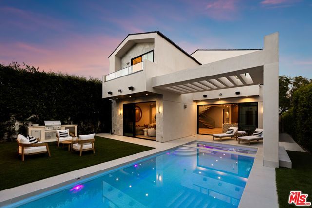 311 N Bowling Green Way, Los Angeles, CA 90049