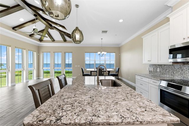 310 COMPASS POINT DRIVE 201, Bradenton, FL 34209