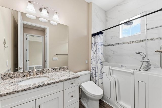 310 COMPASS POINT DRIVE 201, Bradenton, FL 34209