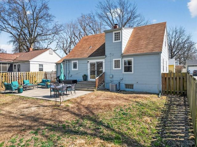 8306 Madison Avenue, Kansas City, MO 64114