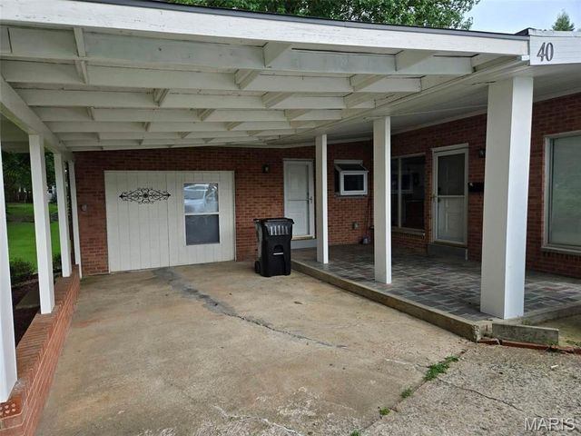 40 N 50th Street, Belleville, IL 62226