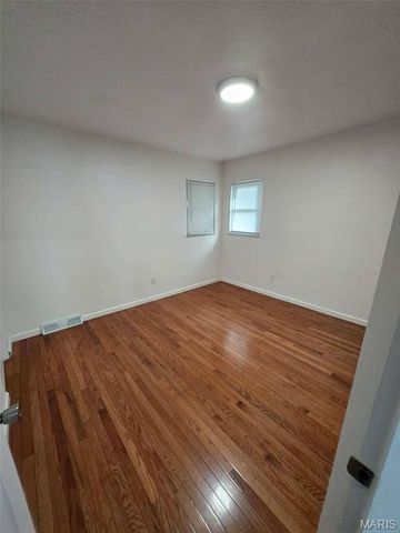 40 N 50th Street, Belleville, IL 62226