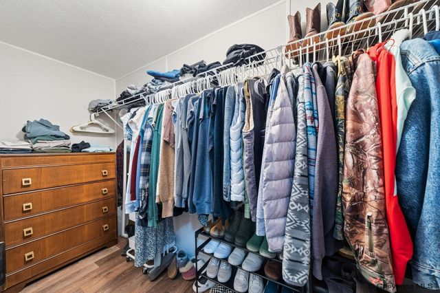 2403 HELEN AVE, Cheyenne, WY 82007