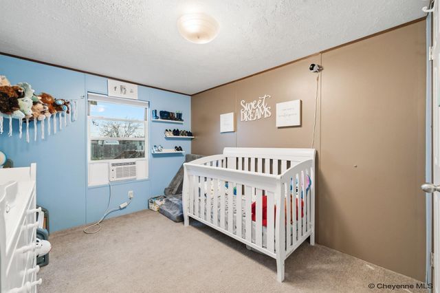 2403 HELEN AVE, Cheyenne, WY 82007