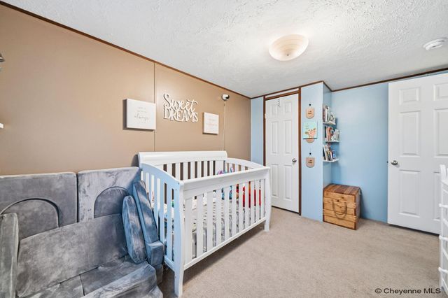 2403 HELEN AVE, Cheyenne, WY 82007