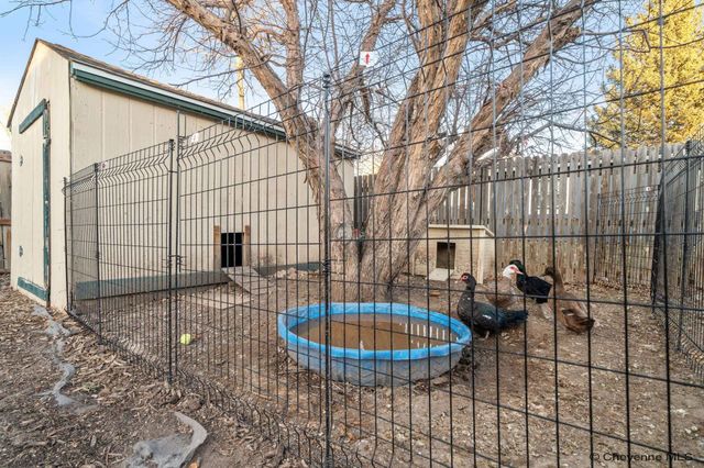 2403 HELEN AVE, Cheyenne, WY 82007