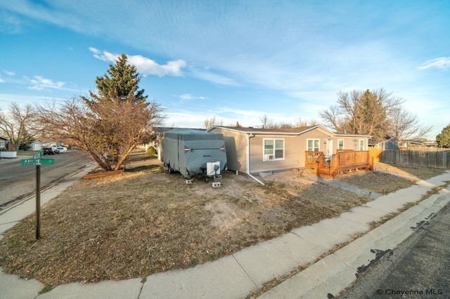 2403 HELEN AVE, Cheyenne, WY 82007