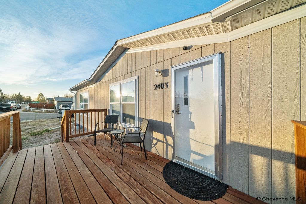 2403 HELEN AVE, Cheyenne, WY 82007