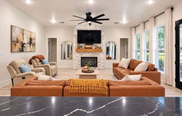 42459 Wesley Howe Rd, Gonzales, LA 70737
