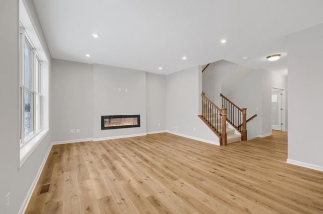 1943 Sparrow Drive, Shakopee, MN 55379