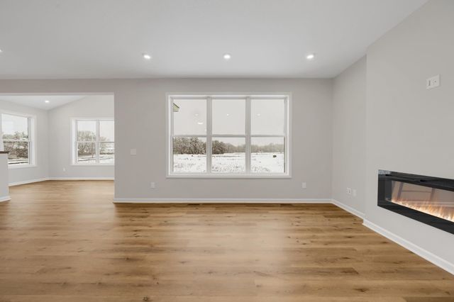 1943 Sparrow Drive, Shakopee, MN 55379