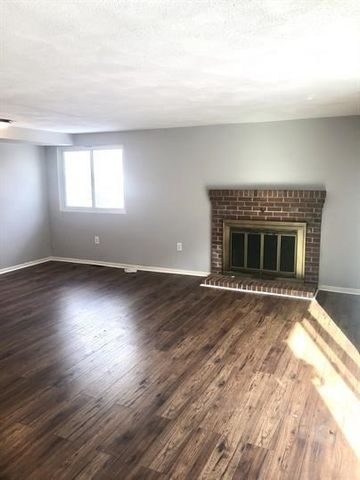 3 Circuit Lane 3, Watertown, MA 02472