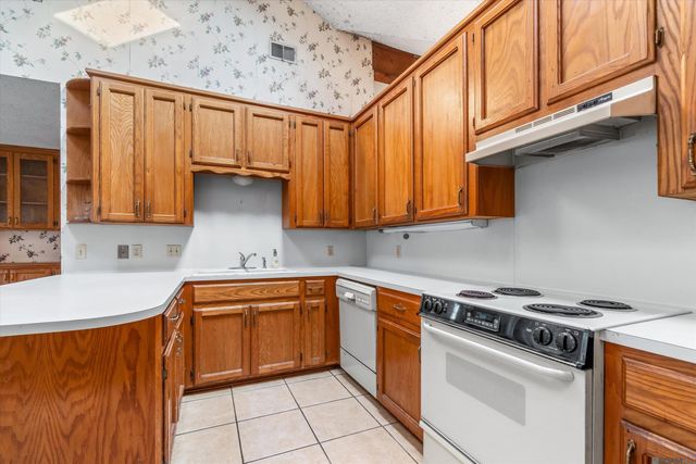 40134 Woodland Ave, Gonzales, LA 70737