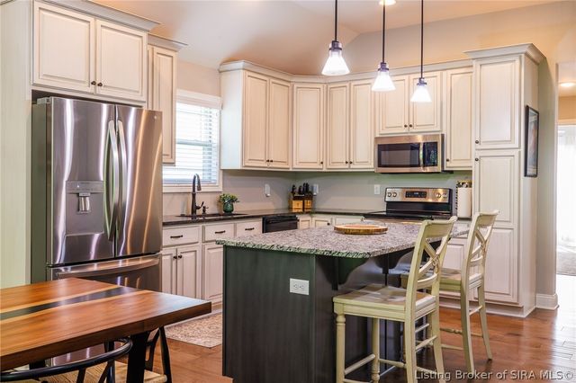 726 Tcb Boulevard, Memphis, IN 47143