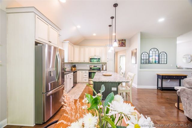 726 Tcb Boulevard, Memphis, IN 47143