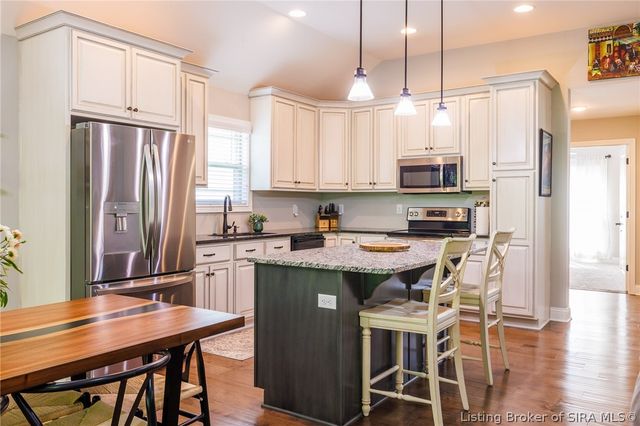 726 Tcb Boulevard, Memphis, IN 47143