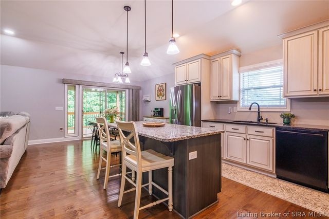 726 Tcb Boulevard, Memphis, IN 47143