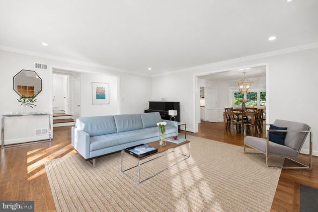 4555 W ST NW, Washington, DC 20007