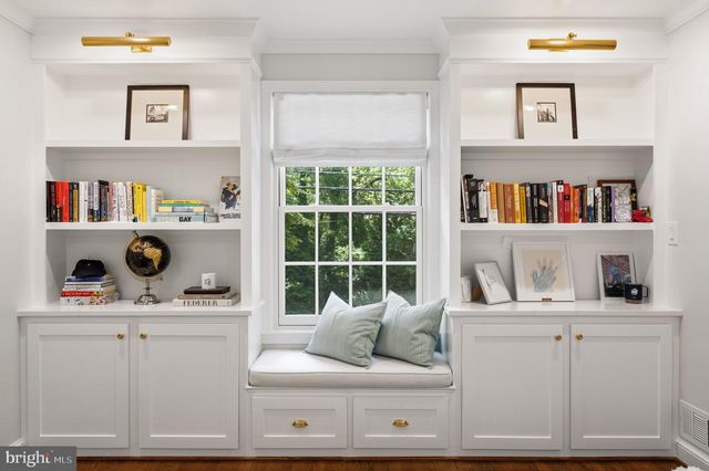 4555 W ST NW, Washington, DC 20007