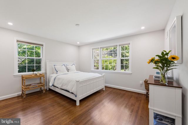 4555 W ST NW, Washington, DC 20007