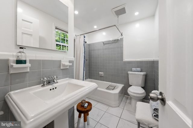 4555 W ST NW, Washington, DC 20007