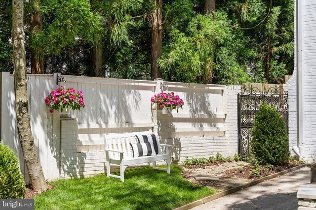 4555 W ST NW, Washington, DC 20007