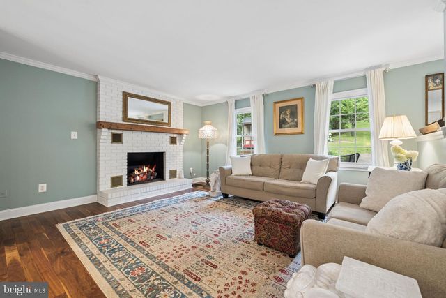 5290 HILLSIDE DR, Warrenton, VA 20187