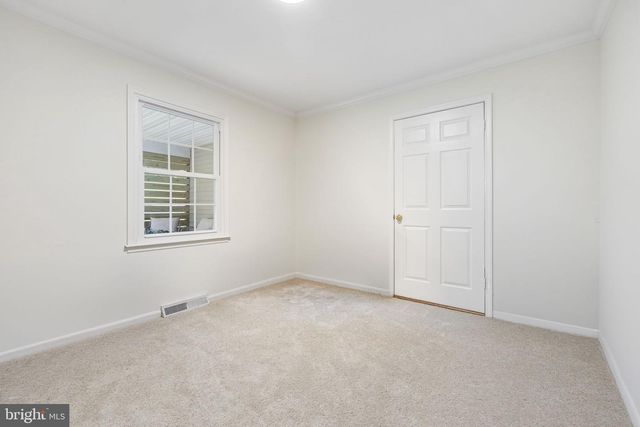 5290 HILLSIDE DR, Warrenton, VA 20187