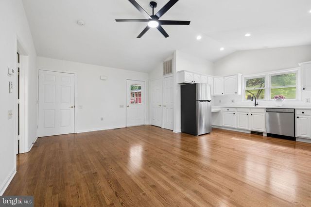 5290 HILLSIDE DR, Warrenton, VA 20187