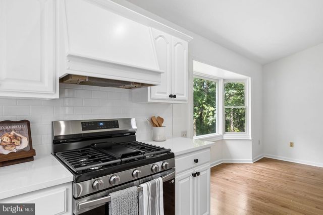 5290 HILLSIDE DR, Warrenton, VA 20187