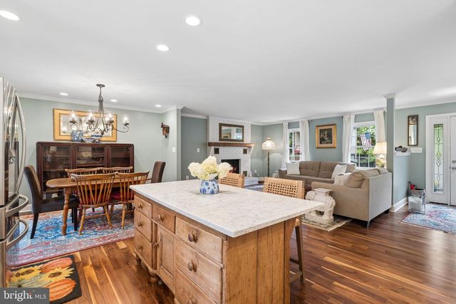 5290 HILLSIDE DR, Warrenton, VA 20187