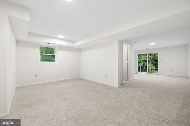 5290 HILLSIDE DR, Warrenton, VA 20187
