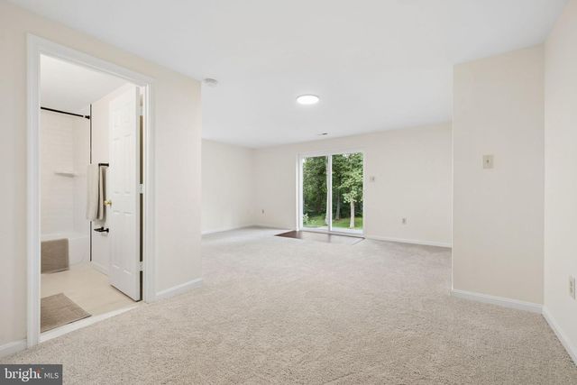 5290 HILLSIDE DR, Warrenton, VA 20187