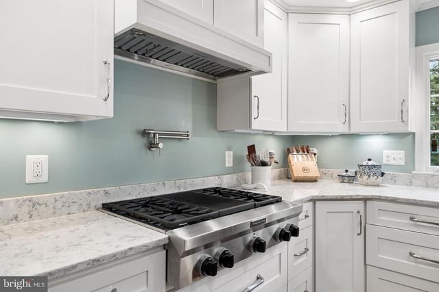 5290 HILLSIDE DR, Warrenton, VA 20187